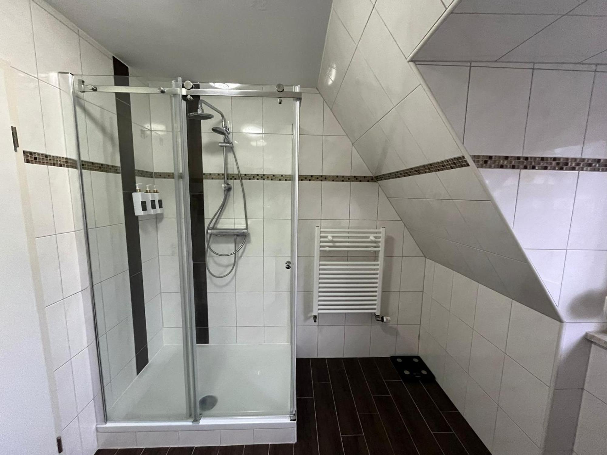 Schickes 110Qm Ferienhaus In Naehe Vw, Messe,Dez Und Orangerie Кассель Екстер'єр фото