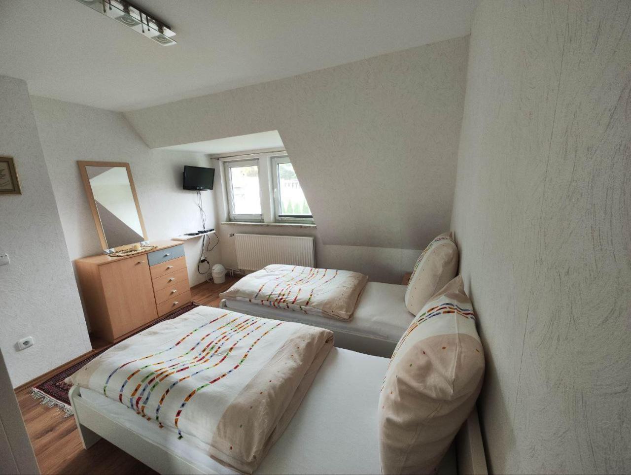Schickes 110Qm Ferienhaus In Naehe Vw, Messe,Dez Und Orangerie Кассель Екстер'єр фото